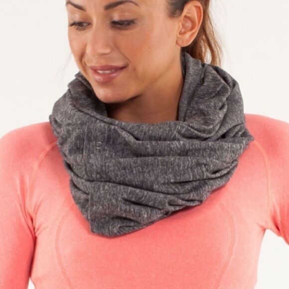 Lululemon Vinyasa Scarf Wrap Heathered Black Rulu - Picture 3 of 8